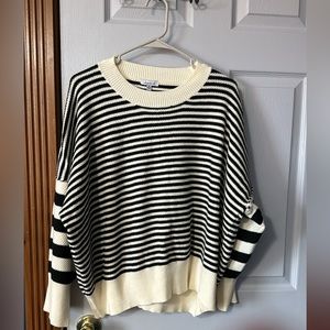 White Birch size XL black and white sweater